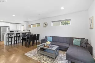 10045 SE Clinton St, Portland, OR 97266 - Photo 6