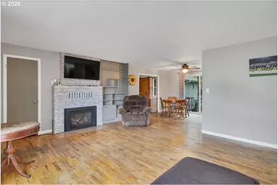 4714 Willetta St SW, Albany, OR 97321 - Photo 8