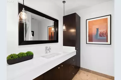 1920 S River Dr #E902, Portland, OR 97201 - Photo 44