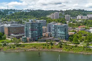 1920 S River Dr, Portland, OR 97201 - Photo 4