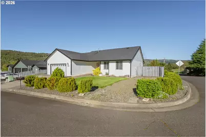 101 Pleasant View Loop, Roseburg, OR 97471 - Photo 4