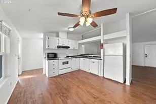 550 S State St, Sutherlin, OR 97479 - Photo 10