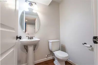 489 Tulip Ave, Woodburn, OR 97071 - Photo 10