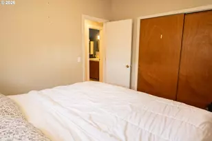 509 NW Elwood Dr, Winston, OR 97496 - Photo 22