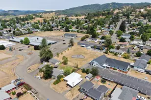 509 NW Elwood Dr, Winston, OR 97496 - Photo 30