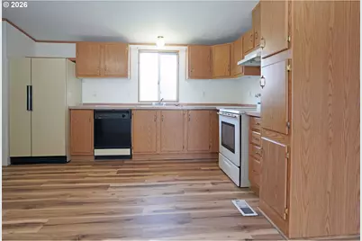 1709 NE 78th St #20, Vancouver, WA 98665 - Photo 6