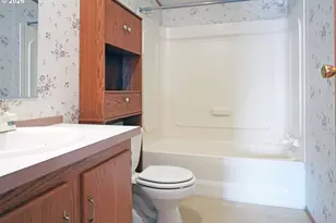 1709 NE 78th St, Vancouver, WA 98665 - Photo 12