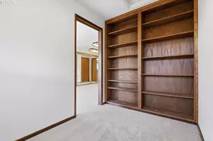 15306 SE Harrison St, Portland, OR 97233 - Photo 18