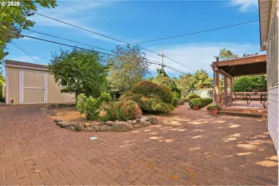 15306 SE Harrison St, Portland, OR 97233 - Photo 40