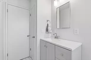 15306 SE Harrison St, Portland, OR 97233 - Photo 30