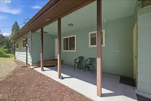 36926 Edgehill Rd, Springfield, OR 97478 - Photo 8