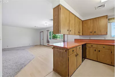 36926 Edgehill Rd, Springfield, OR 97478 - Photo 14