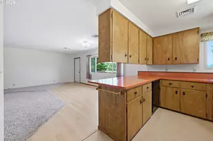 36926 Edgehill Rd, Springfield, OR 97478 - Photo 14