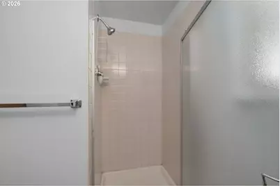36926 Edgehill Rd, Springfield, OR 97478 - Photo 18