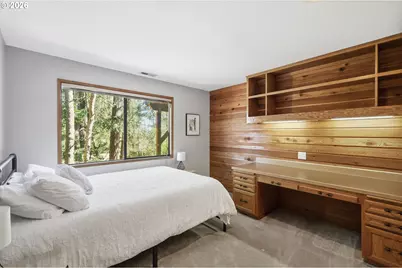 784 Brookside Dr, Eugene, OR 97405 - Photo 22