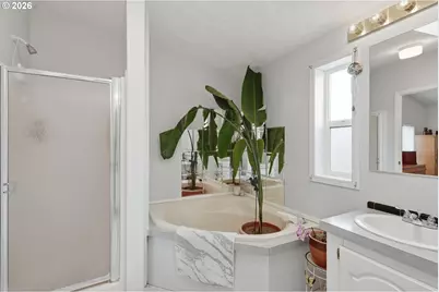 1000 S McKern Ct #85, Newberg, OR 97132 - Photo 18