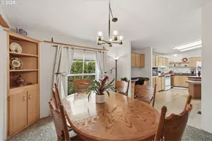 1000 S McKern Ct, Newberg, OR 97132 - Photo 14