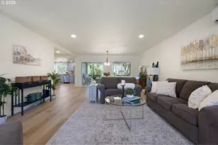 48433 Jasper Dr, Oakridge, OR 97463 - Photo 8