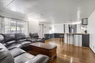 2300 SE 82nd Ave, Portland, OR 97216 - Photo 4