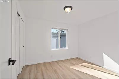 11201 NW 3rd Ave, Vancouver, WA 98685 - Photo 14