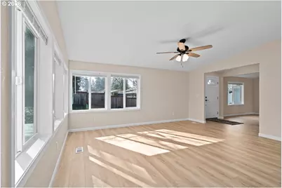 11201 NW 3rd Ave, Vancouver, WA 98685 - Photo 6