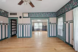 5320 Royal Ave, Eugene, OR 97402 - Photo 8