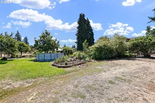 5320 Royal Ave, Eugene, OR 97402 - Photo 38