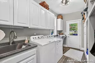 2258 Gene Cameron Wy, Medford, OR 97504 - Photo 24