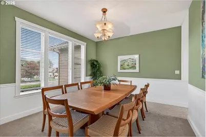 2258 Gene Cameron Way, Medford, OR 97504 - Photo 18