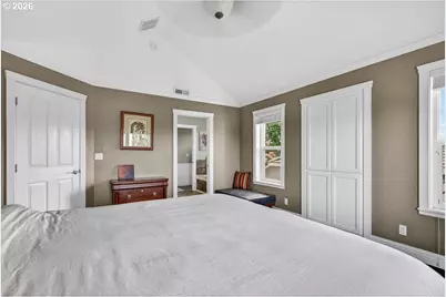 2258 Gene Cameron Way, Medford, OR 97504 - Photo 28