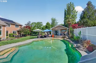 2258 Gene Cameron Wy, Medford, OR 97504 - Photo 46