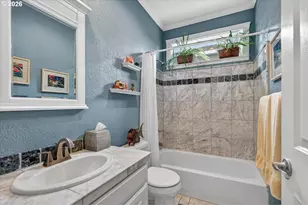 2258 Gene Cameron Wy, Medford, OR 97504 - Photo 22
