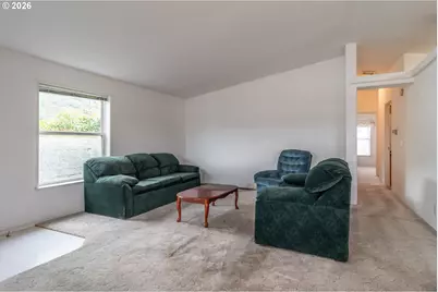 217 Shadow Ranch Ln, Roseburg, OR 97470 - Photo 8