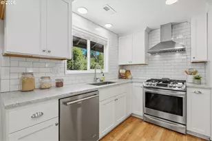 12870 SW 20th Ct, Beaverton, OR 97008 - Photo 12