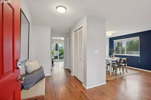 2140 SW Wynwood Ave, Portland, OR 97225 - Photo 4