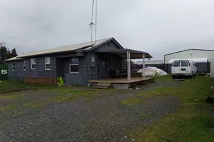 3113 NE Schmidt Ln, Hubbard, OR 97032 - Photo 2