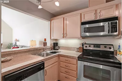1500 SW Park Ave #523, Portland, OR 97201 - Photo 22