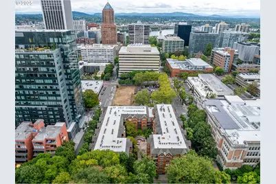 1500 SW Park Ave #523, Portland, OR 97201 - Photo 2