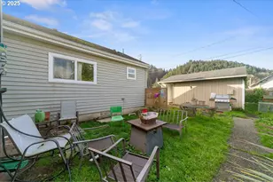 1289 Ivy Ave, Reedsport, OR 97467 - Photo 30