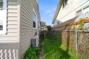 1289 Ivy Ave, Reedsport, OR 97467 - Photo 28