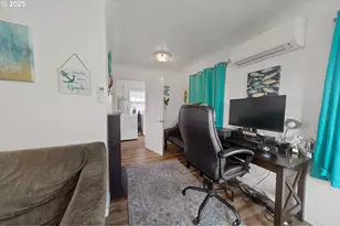 1289 Ivy Ave, Reedsport, OR 97467 - Photo 12