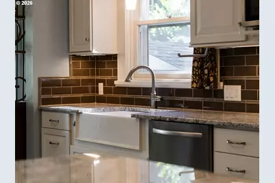 2012 NE 27th Ave, Portland, OR 97212 - Photo 6