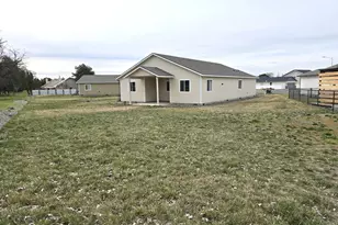 320 Riverwood Ct, Umatilla, OR 97882 - Photo 18