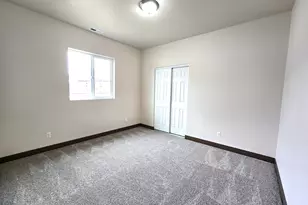 320 Riverwood Ct, Umatilla, OR 97882 - Photo 12