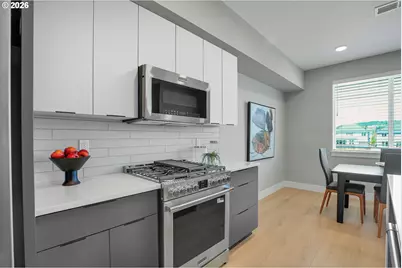 16457 NW Liberty St, Portland, OR 97229 - Photo 6