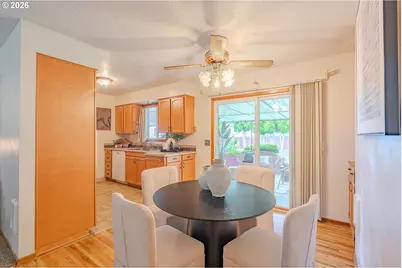 365 8th St, Washougal, WA 98671 - Photo 10