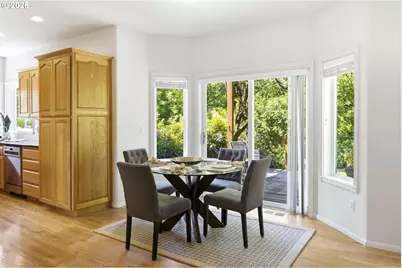 19180 NW Northshore Ct, Portland, OR 97229 - Photo 14