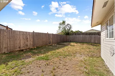 562 E Reeder Dr, Hermiston, OR 97838 - Photo 28