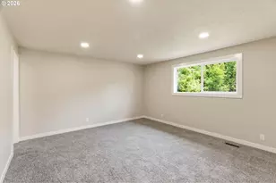 1015 Cunningham Ln, Salem, OR 97302 - Photo 22