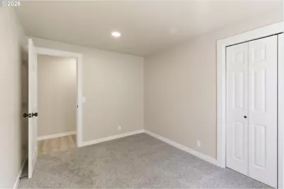 1015 Cunningham Ln, Salem, OR 97302 - Photo 32